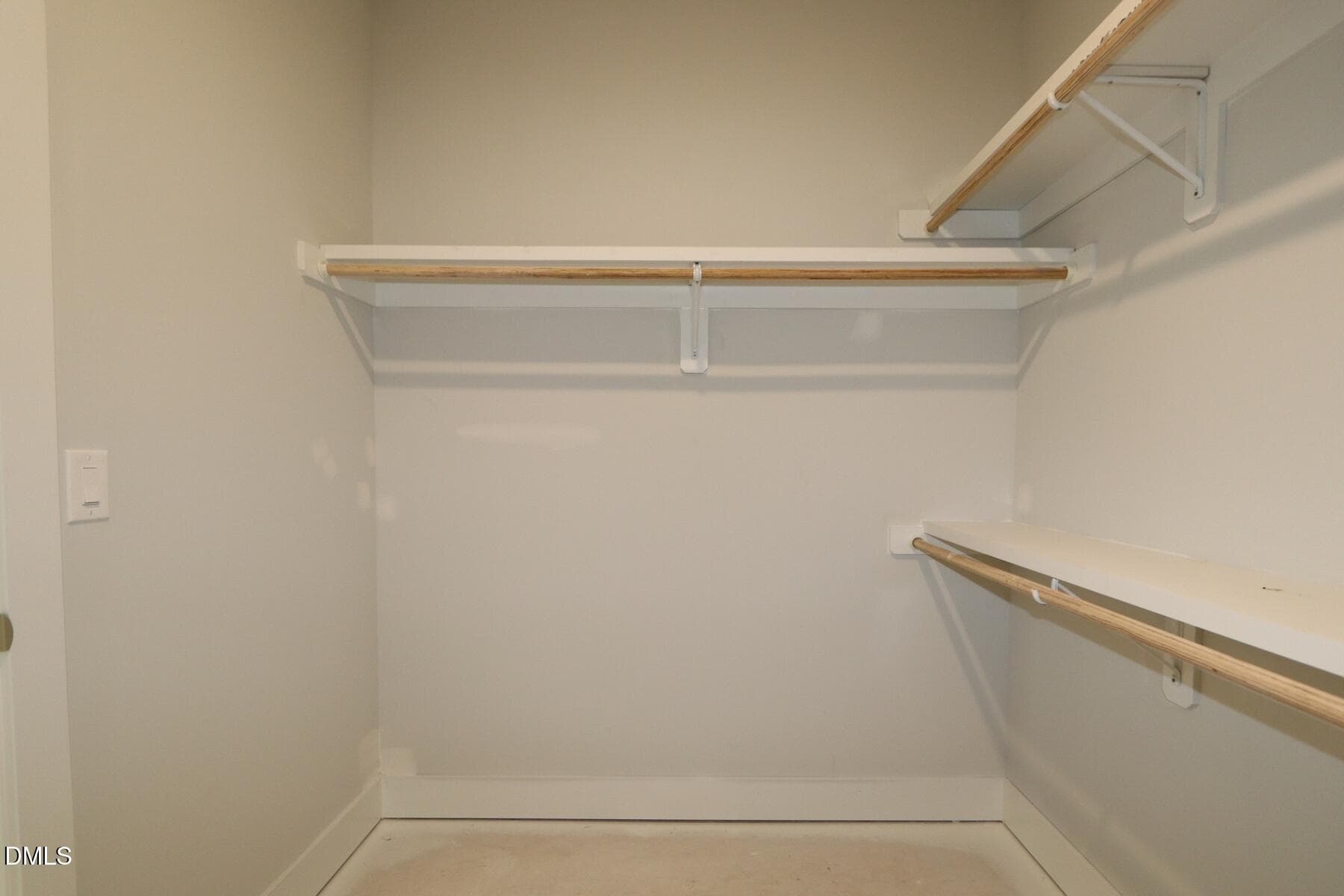 [L40_z020]none20 - 2478 Vetrina Way, Apex, NC 27502