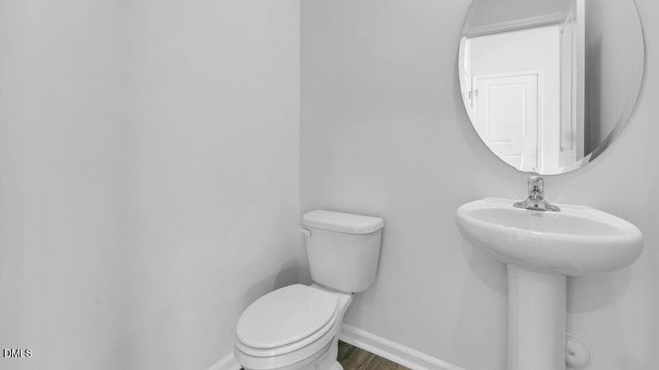 POWDER ROOM - 840 Norma Drive, Wendell, NC 27591, Wendell