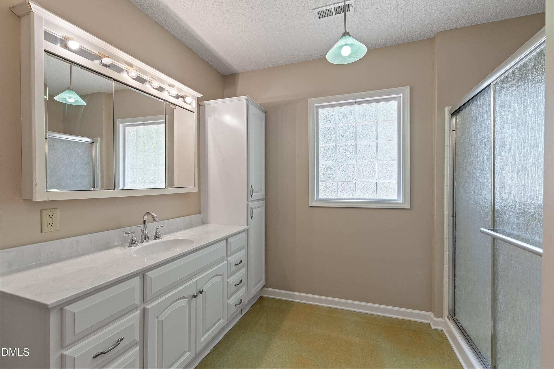 38-2108 Vandora Springs Rd_9219 - 2108 Vandora Springs Road, Garner, NC 27529