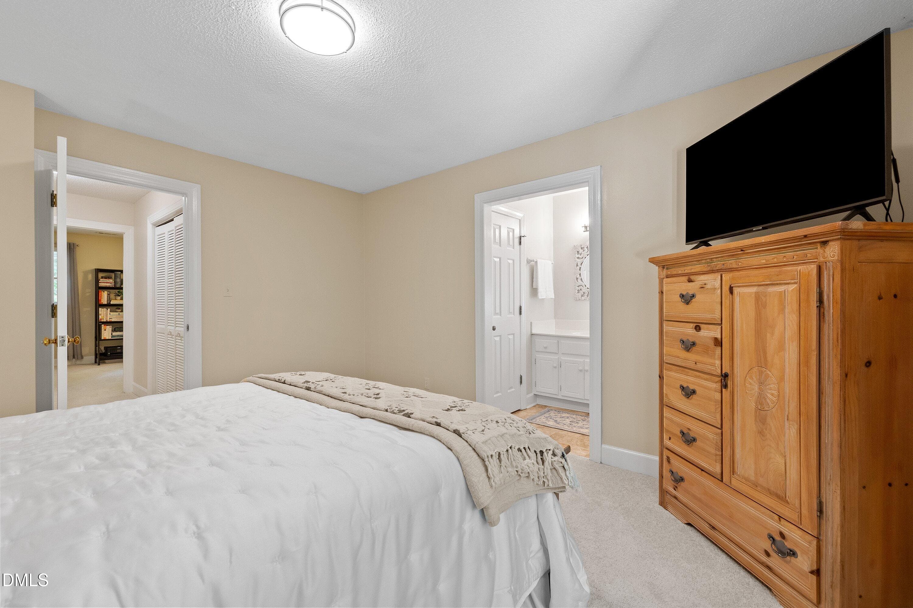 Spacious - 129 Hedgerow Court, Cary, NC 27513
