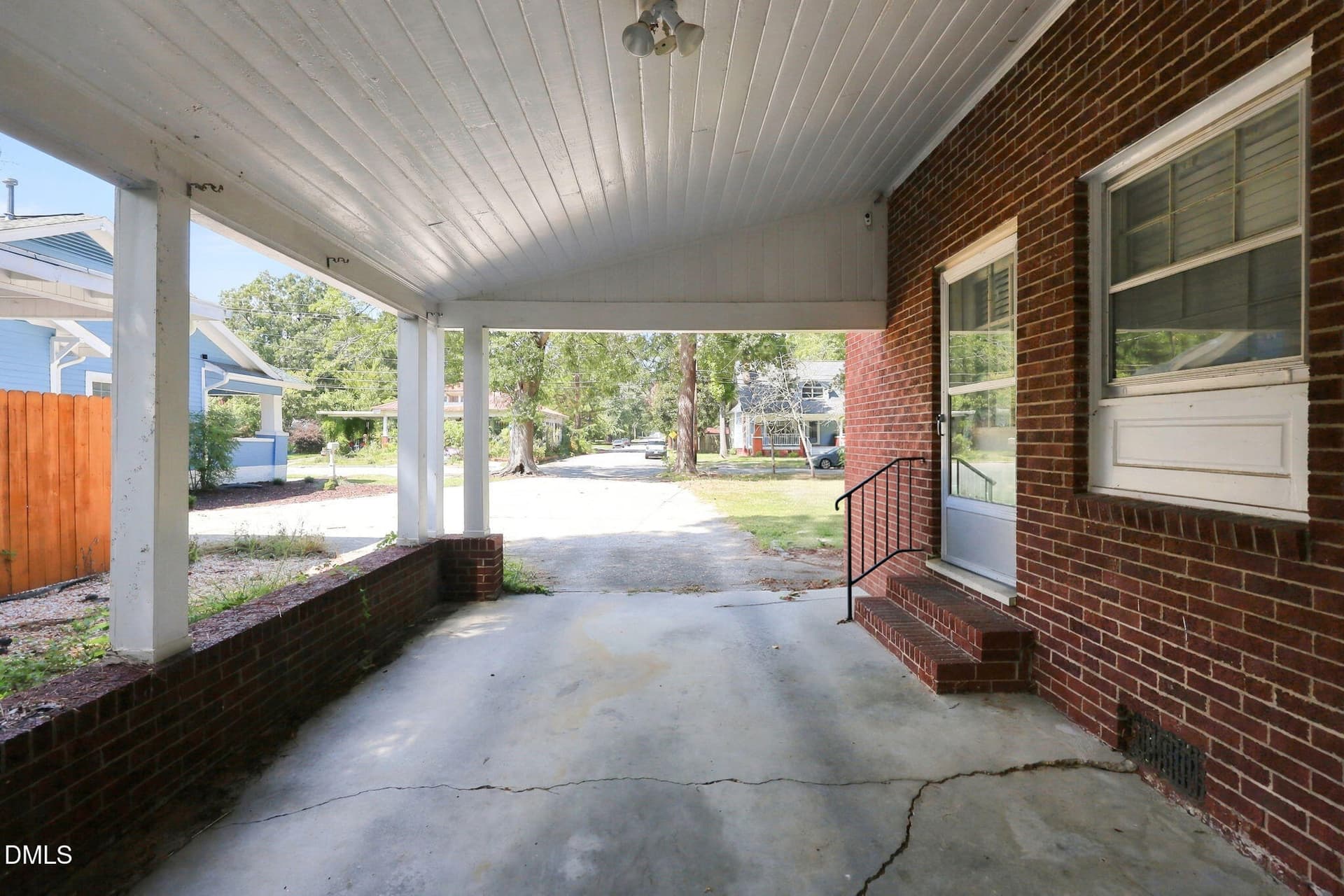 16-web-or-mls-IMG_8383_edit - 400 N Sumner Street, Selma, NC 27576