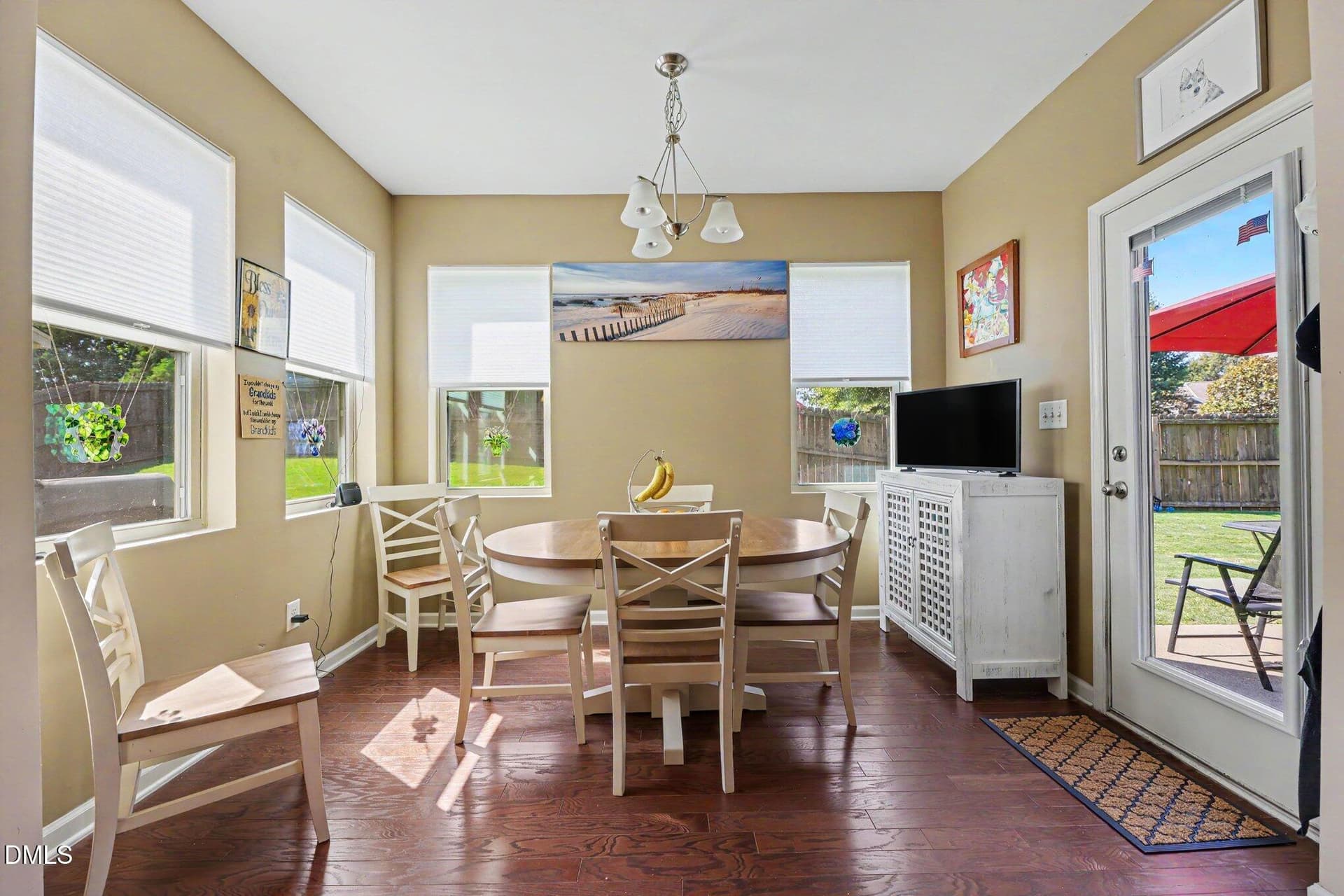 014_file_7233 - 14 Stonemoor Circle, Garner, NC 27529