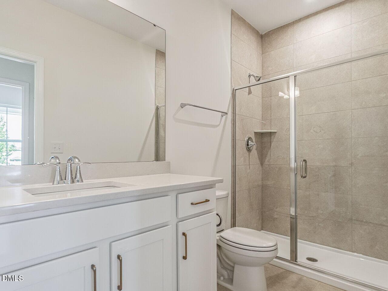 016-1280x960-guest-bath - 119 Cozy Haven, Fuquay Varina, NC 27526, Fuquay Varina