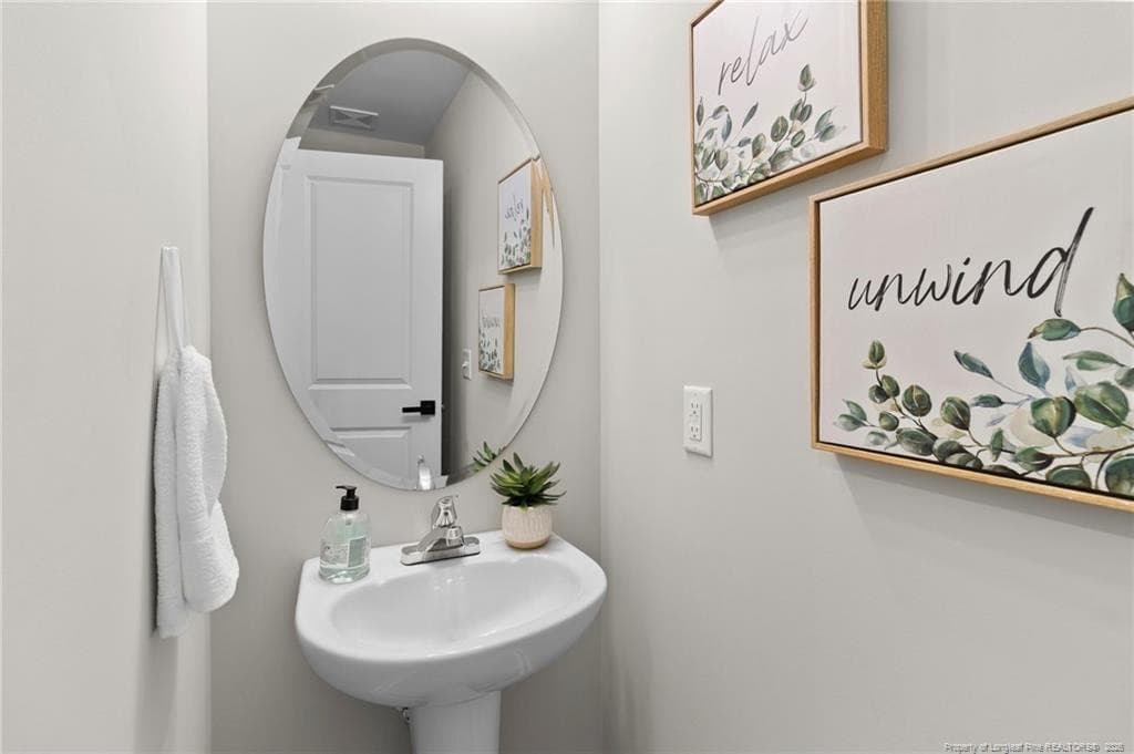 Half bathroom 1st floor - 5423 E Patterson Street, Hope Mills, NC 28348, Hope Mills