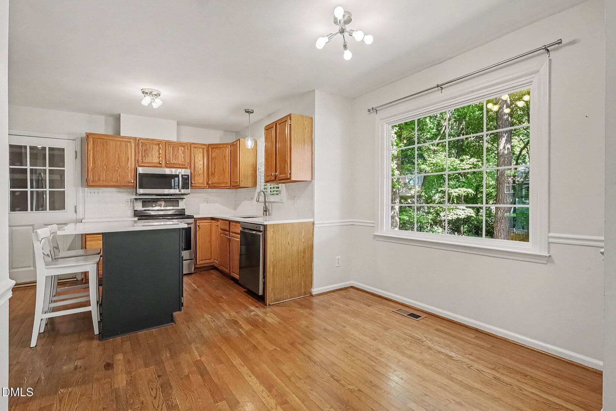 012_file_9857 - 203 Silvercliff Trail, Cary, NC 27513