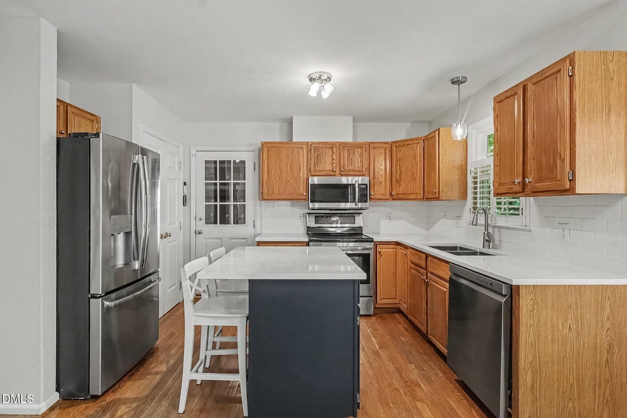 013_file_7515 - 203 Silvercliff Trail, Cary, NC 27513