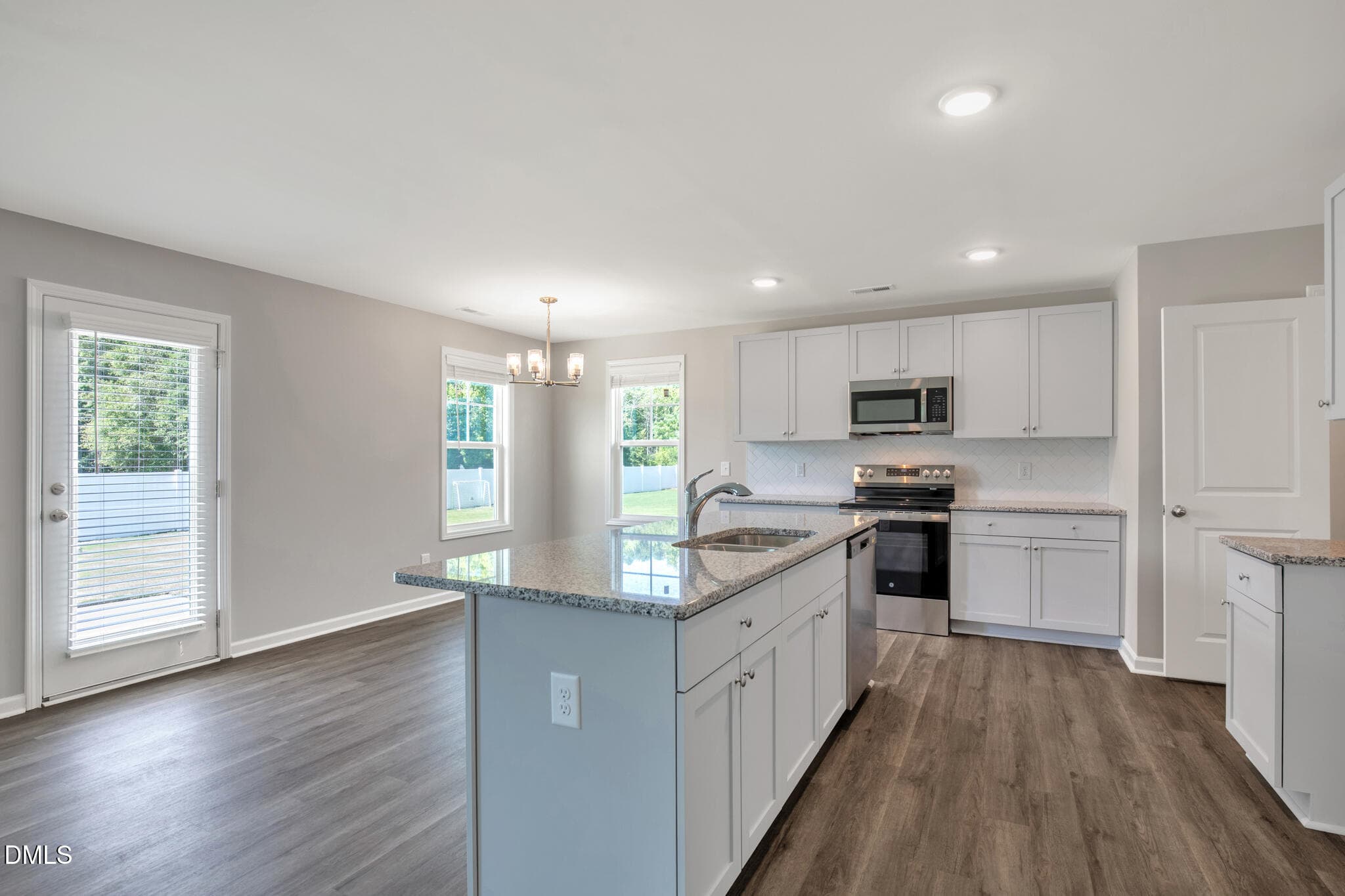 25 W Emily Gardens Dr(10 of 41) - 25 W Emily Gardens Drive, Selma, NC 27576, Selma