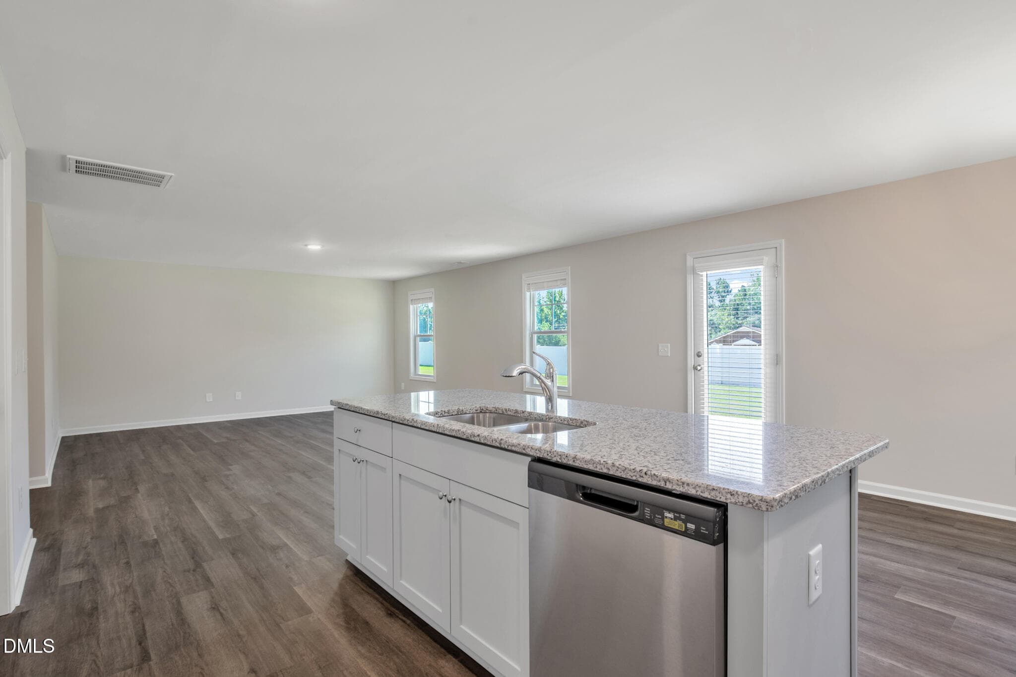 25 W Emily Gardens Dr(15 of 41) - 25 W Emily Gardens Drive, Selma, NC 27576, Selma