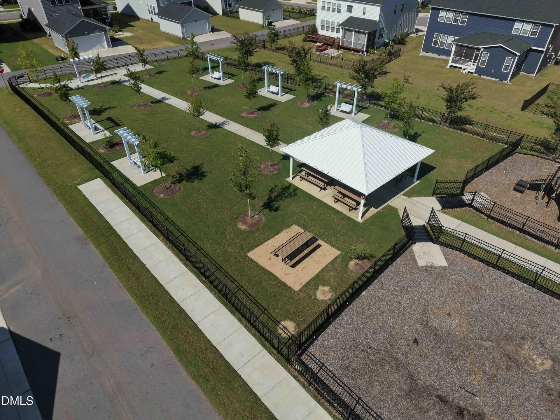 dji_fly_20260914_111828_0122_17894174971 - 2904 Heirloom Way, Apex, NC 27502
