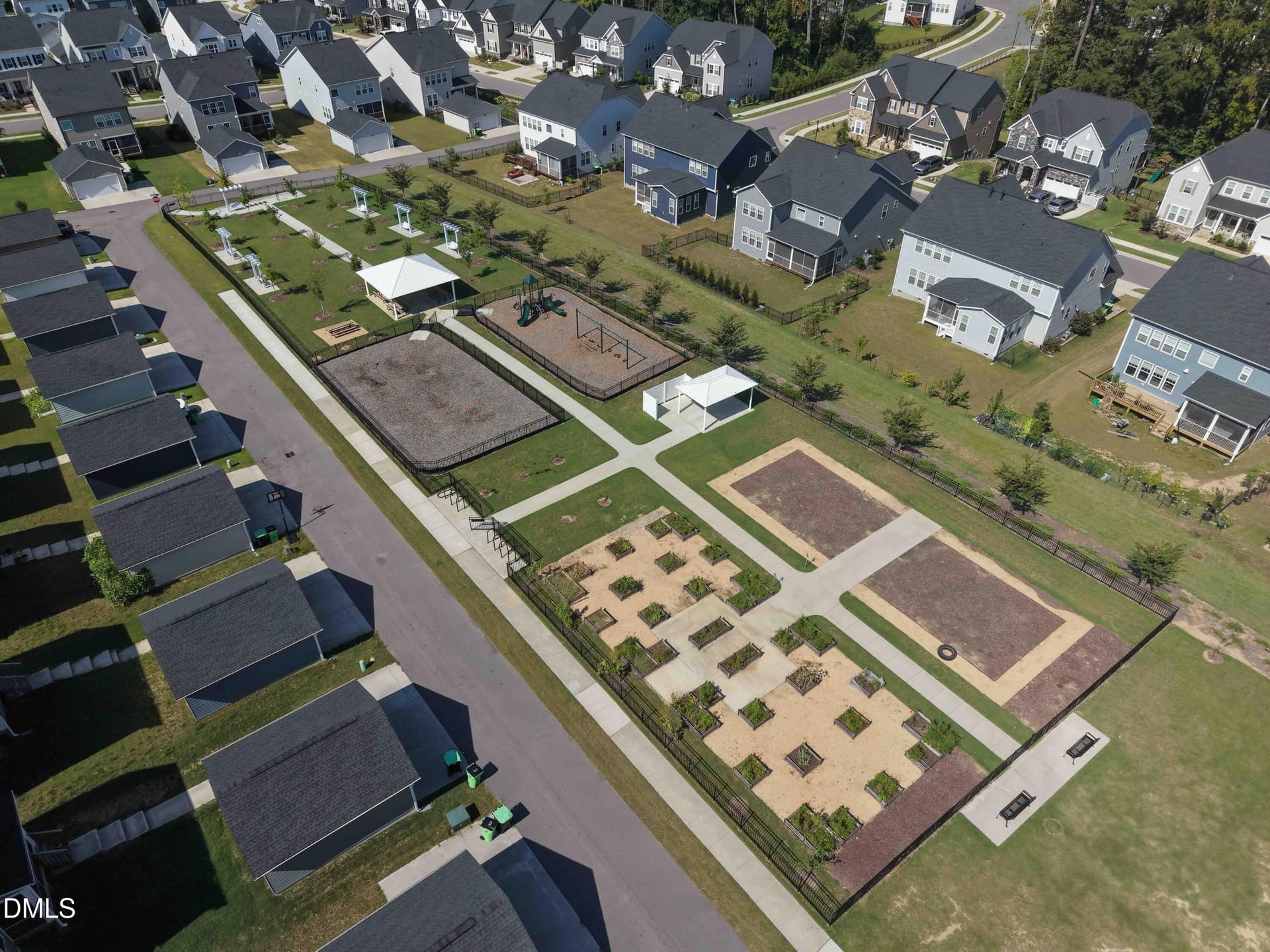 dji_fly_20260914_111720_0119_17894174981 - 2904 Heirloom Way, Apex, NC 27502