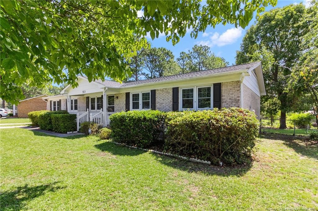 Photo 2 - 513 Platinum Street, Fayetteville, NC 28311, Fayetteville