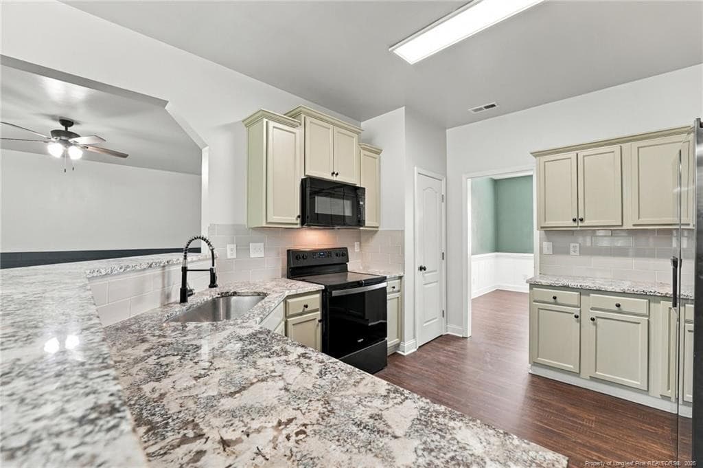 Photo 11 - 4404 Jockey Whip Lane, Parkton, NC 28371, Parkton