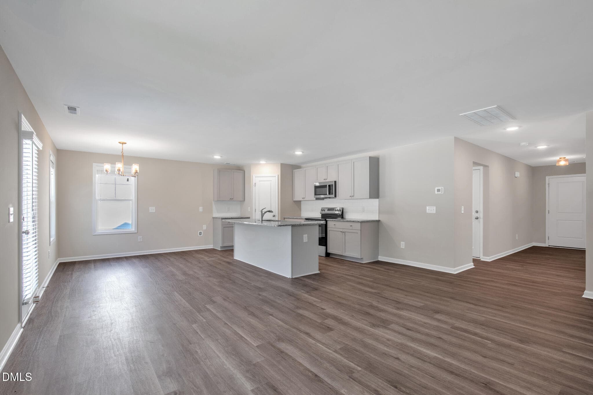 73 W Emily Gardens Dr(09 of 42) - 73 W Emily Gardens Drive, Selma, NC 27576, Selma
