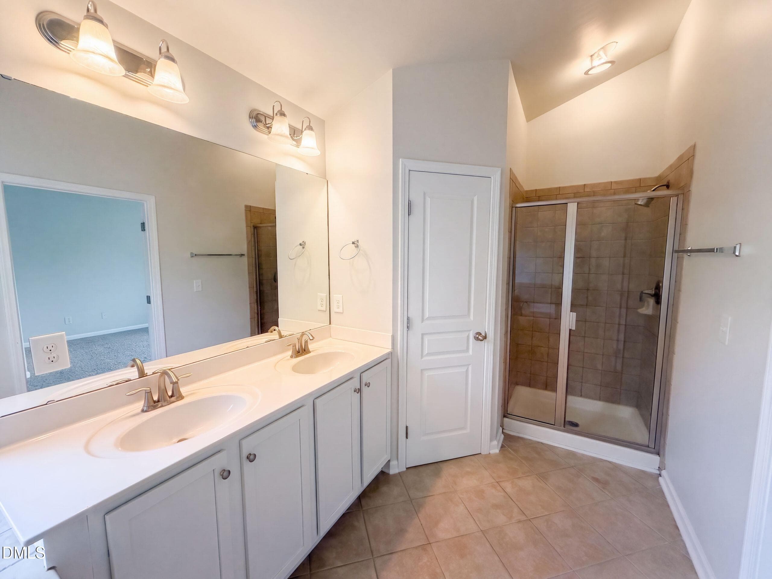 listing_16 - 2003 Woodsdale Drive, Durham, NC 27703