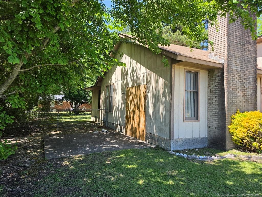 Photo 3 - 556 Glensford Drive, Fayetteville, NC 28314, Fayetteville