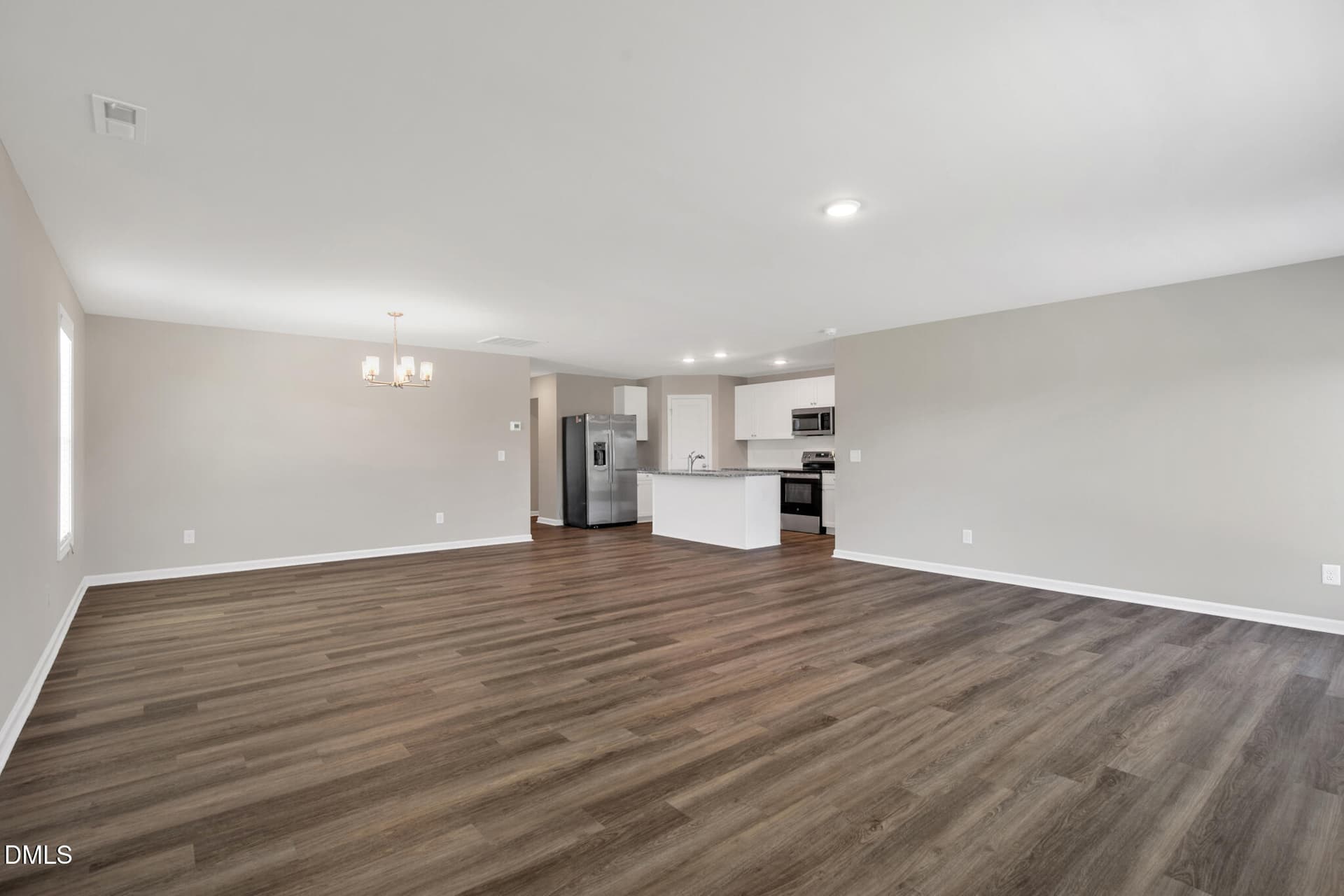 8 W Emily Gardens Dr(08 of 32) - 8 W Emily Gardens Drive, Selma, NC 27576