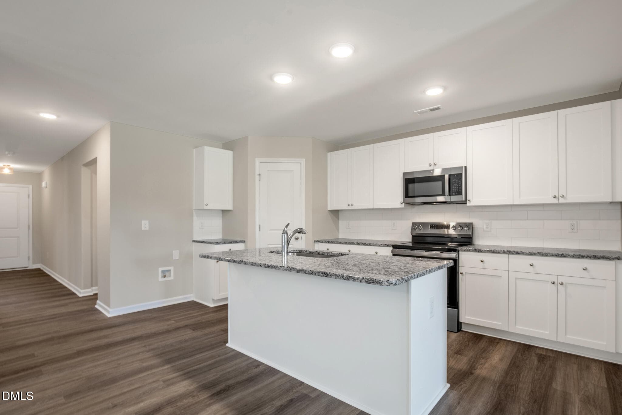 31 E Emily Gardens Dr(11 of 32) - 31 E Emily Gardens Drive, Selma, NC 27576