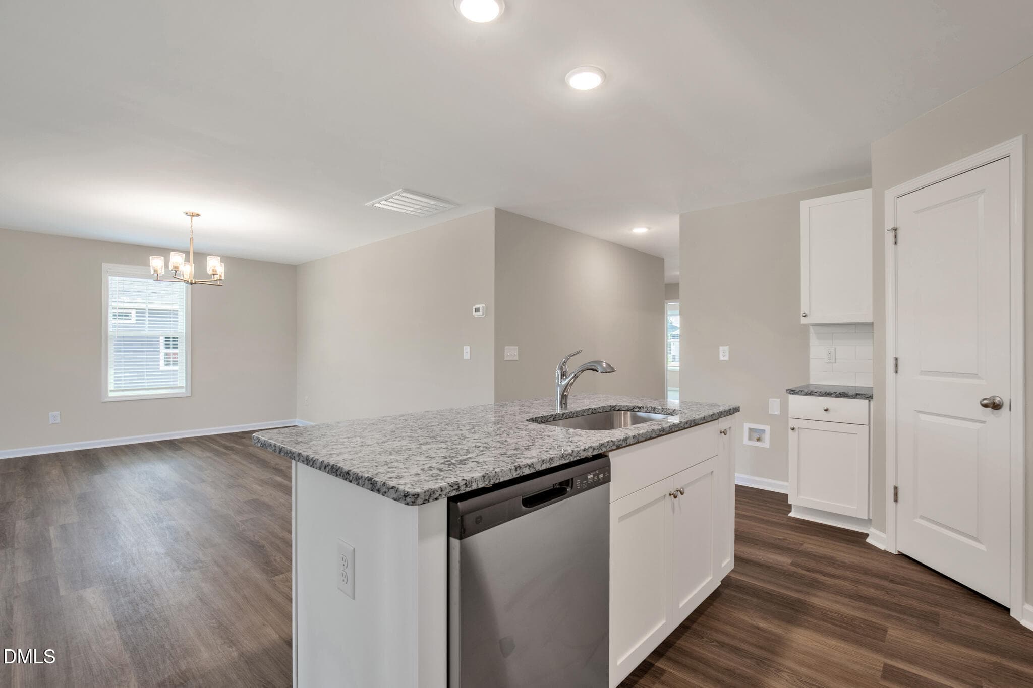 31 E Emily Gardens Dr(14 of 32) - 31 E Emily Gardens Drive, Selma, NC 27576