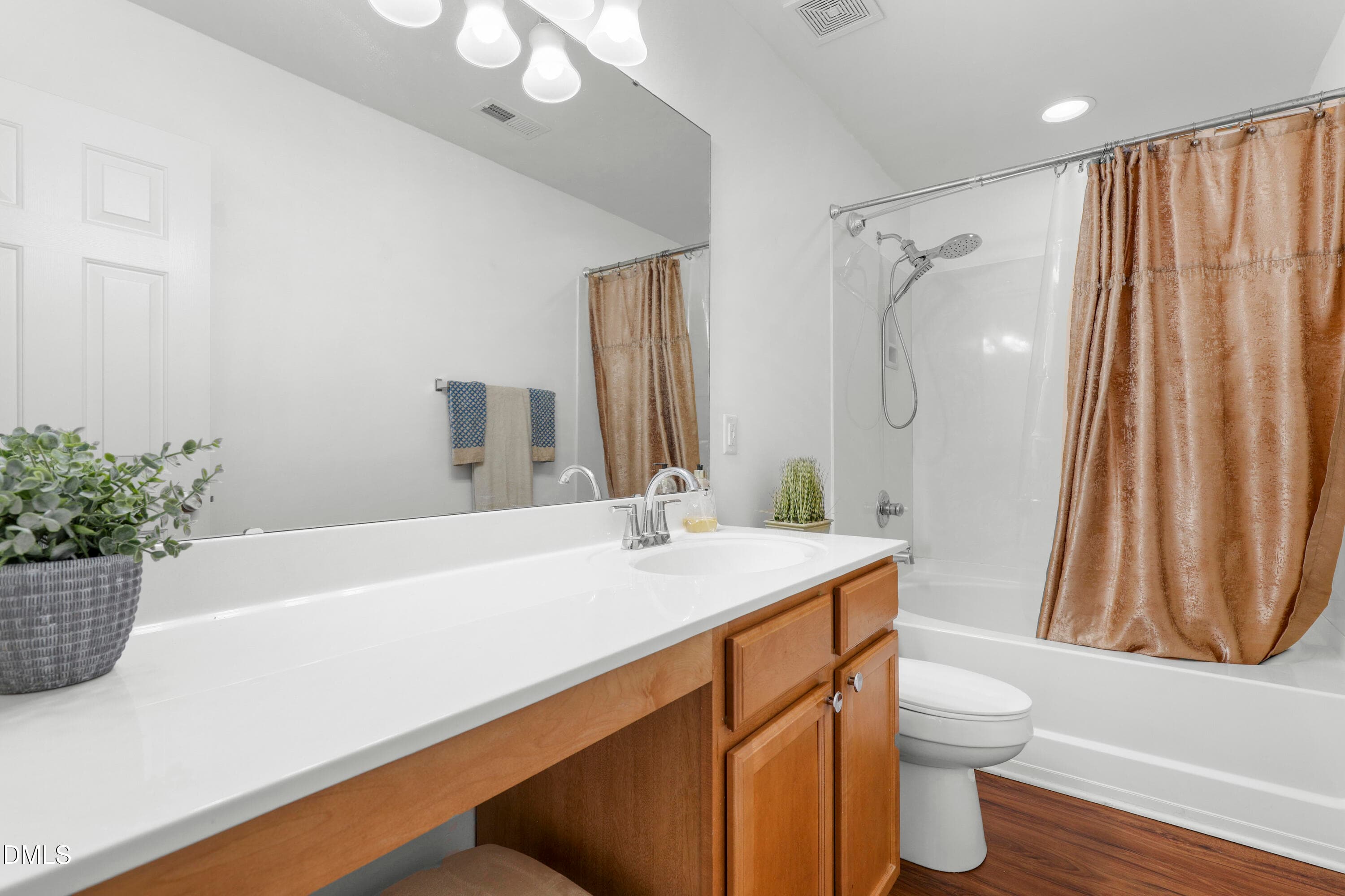 17 - 137 Georgetowne Drive, Clayton, NC 27520