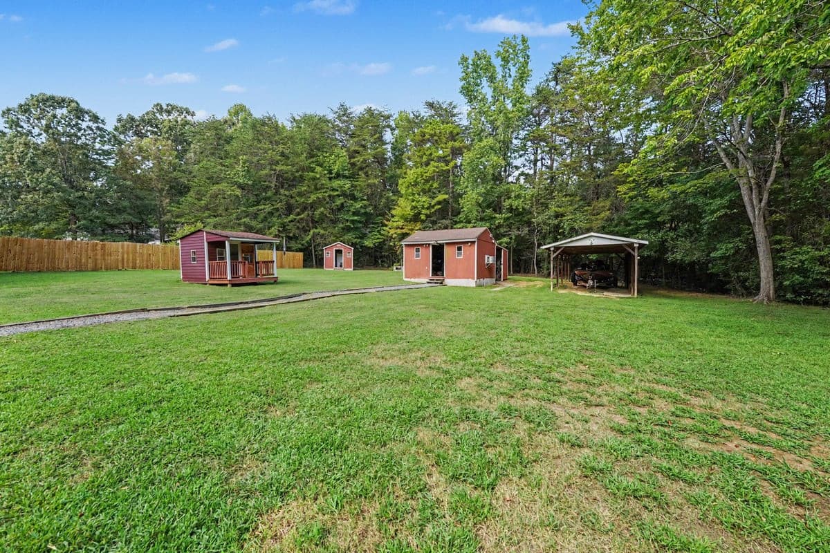 026_file_7111.jpg - 417 Circle Drive, Gibsonville, NC 27249, Gibsonville