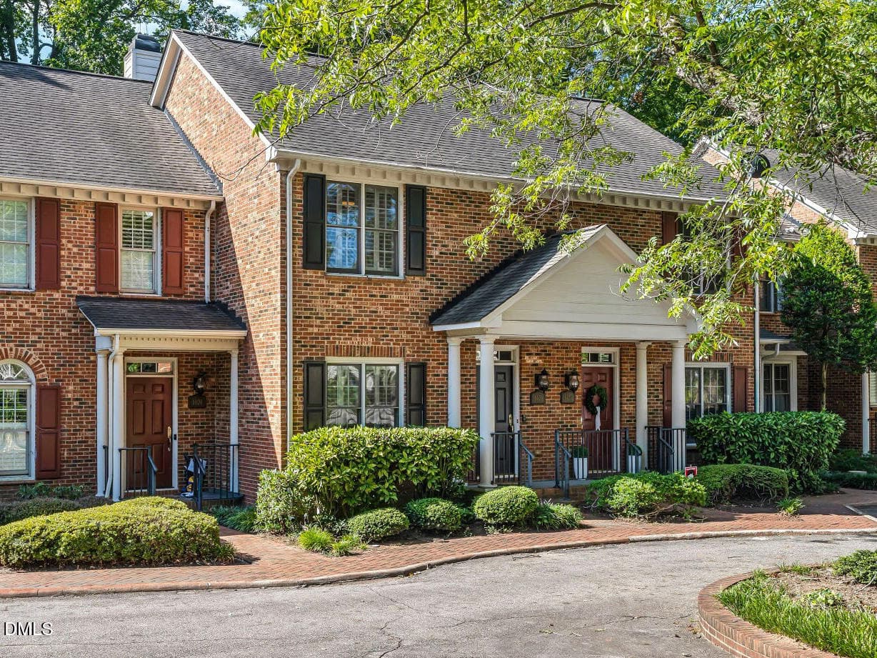 001-1280x960-main-exterior - 1406 Governors Court, Raleigh, NC 27604