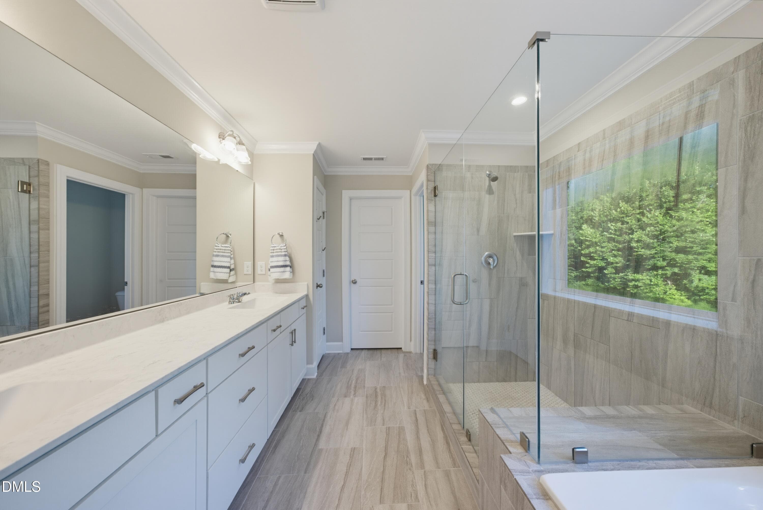 236WoodstaffMASTERBATH - 236 Woodstaff Avenue, Wake Forest, NC 27587