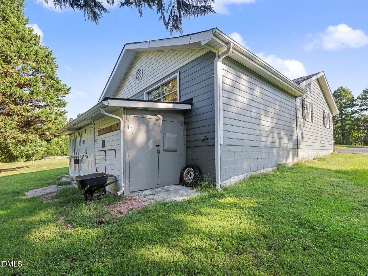 86-Back Storage - 5210 Moncure Pittsboro Road, Moncure, NC 27559