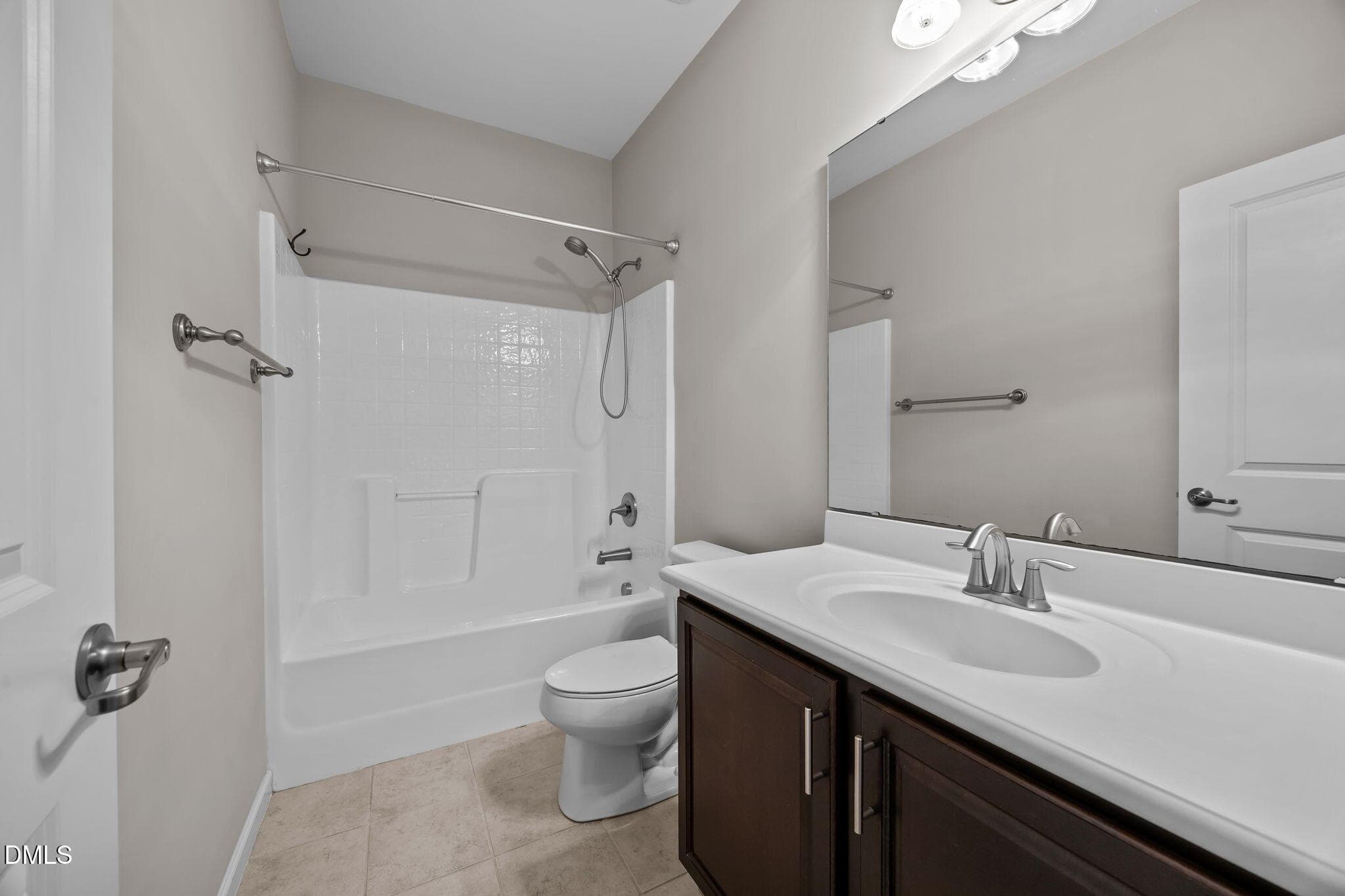 Guest Bathroom - 2608 Historic Circle, Morrisville, NC 27560, Morrisville