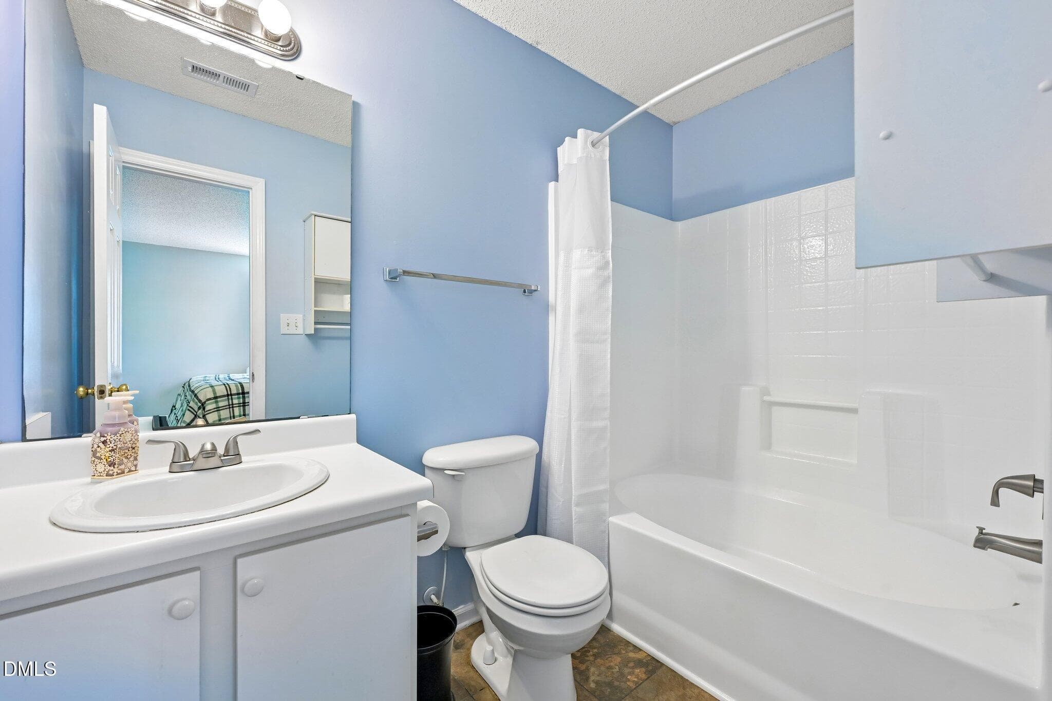 27-web-or-mls-Silverdene St-S1609-027 - 4841 Silverdene Street, Raleigh, NC 27616