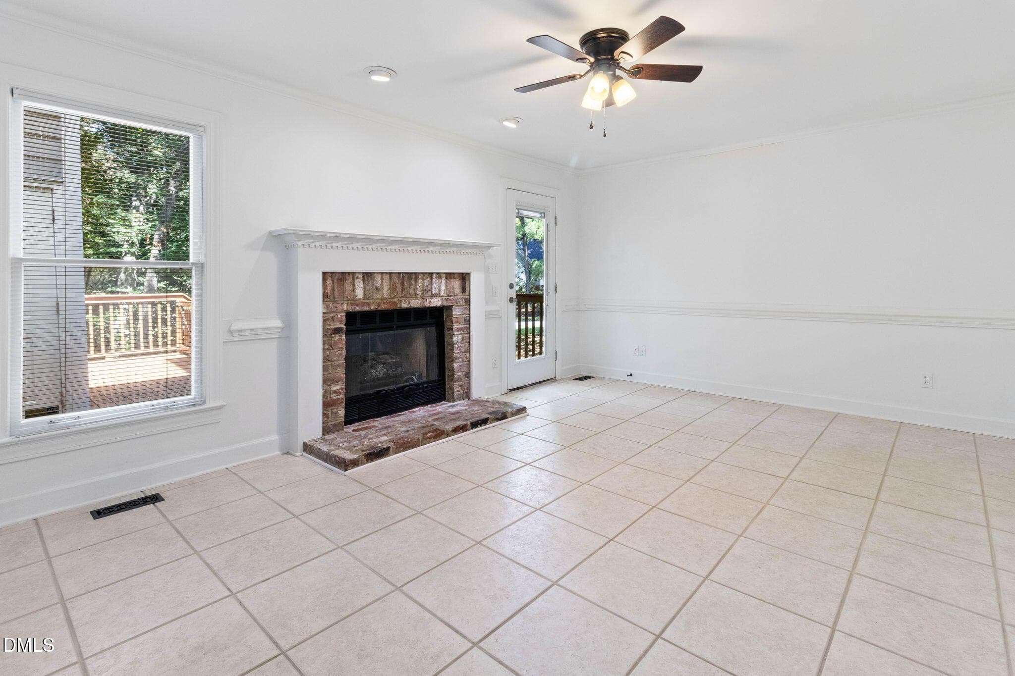 19-web-or-mls-IMG_0401 - 143 Hedgerow Court, Cary, NC 27513