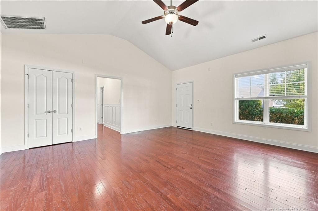 Photo 5 - 634 Collinwood Drive, Raeford, NC 28376