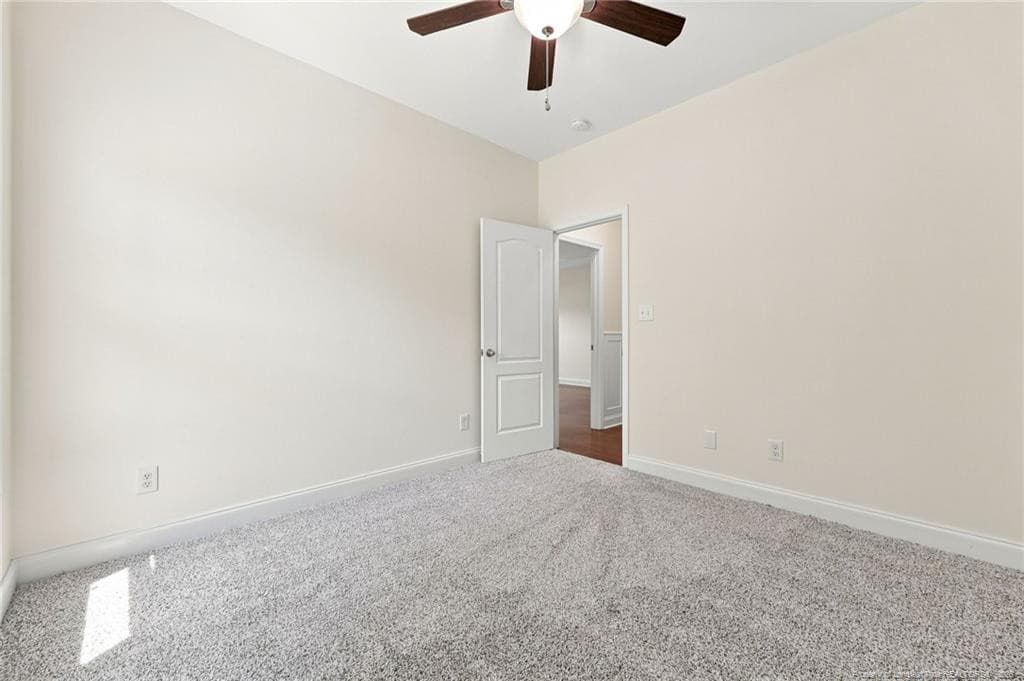 Photo 25 - 634 Collinwood Drive, Raeford, NC 28376
