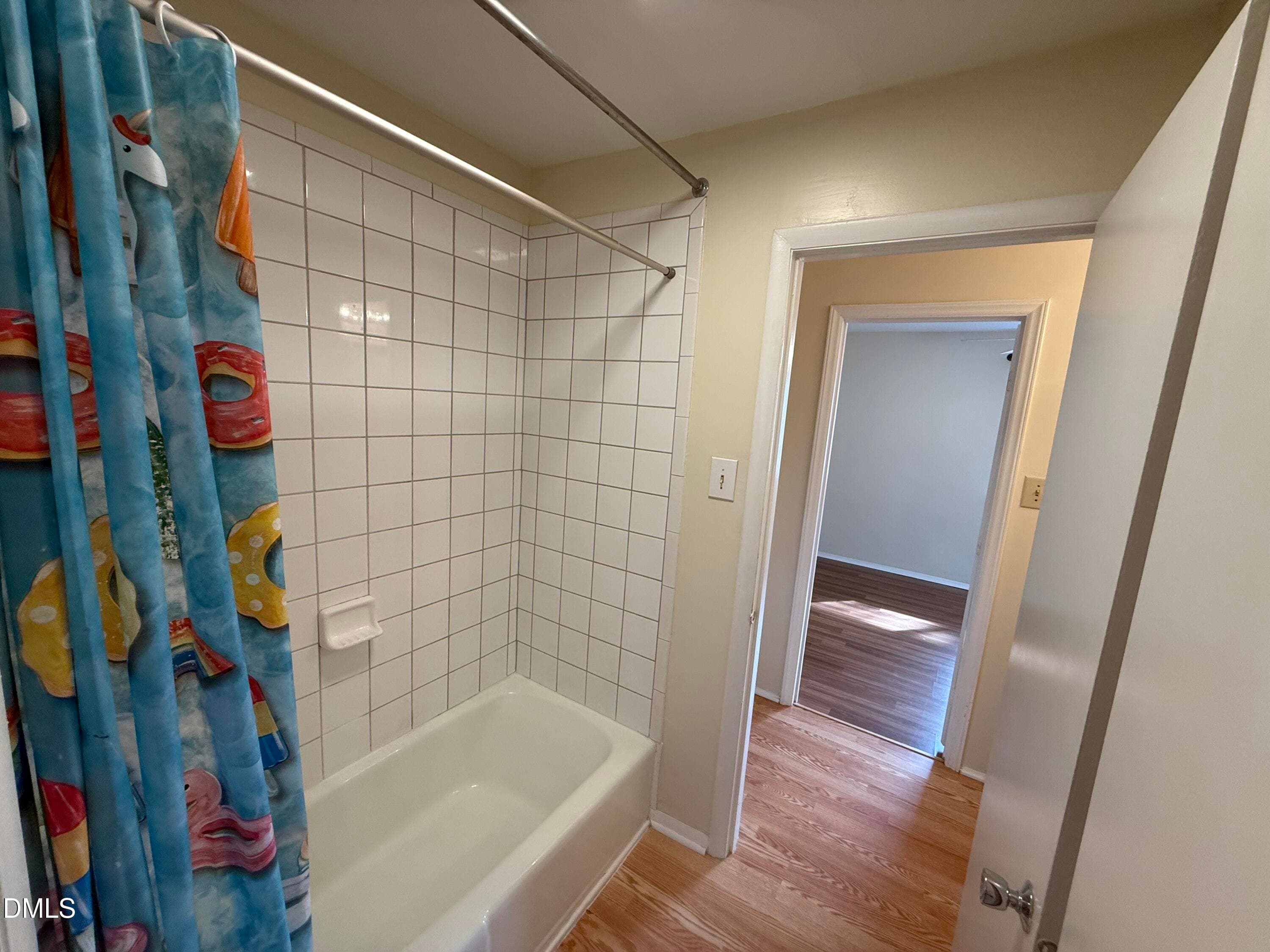 Shower/Tub - 1228 Teakwood Place, Raleigh, NC 27606, Raleigh