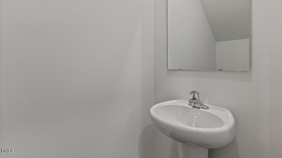 POWDER ROOM - 308 Chapel Street, Fuquay Varina, NC 27526