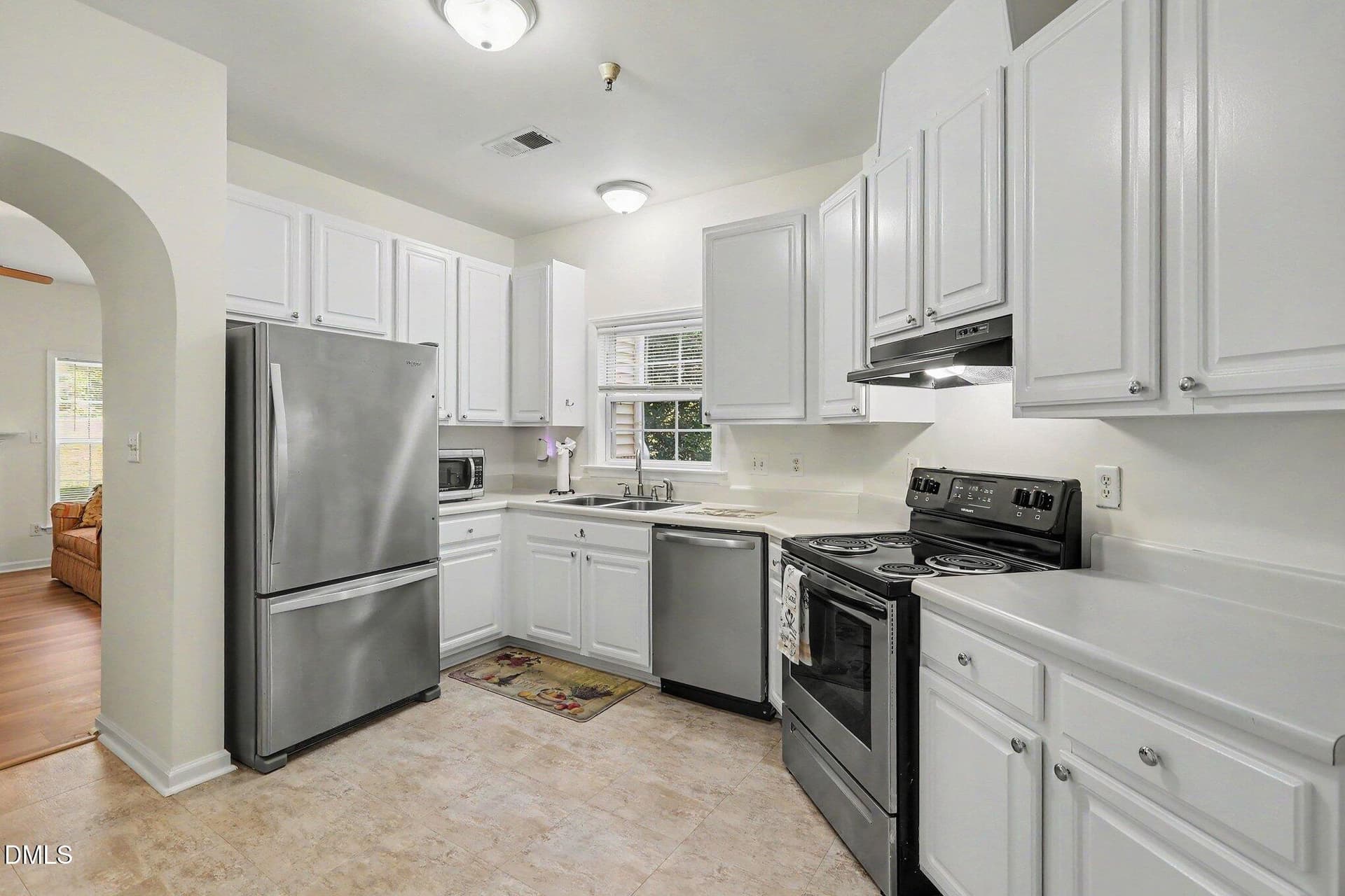 014_file_2064 - 511 Glenolden Court, Cary, NC 27513