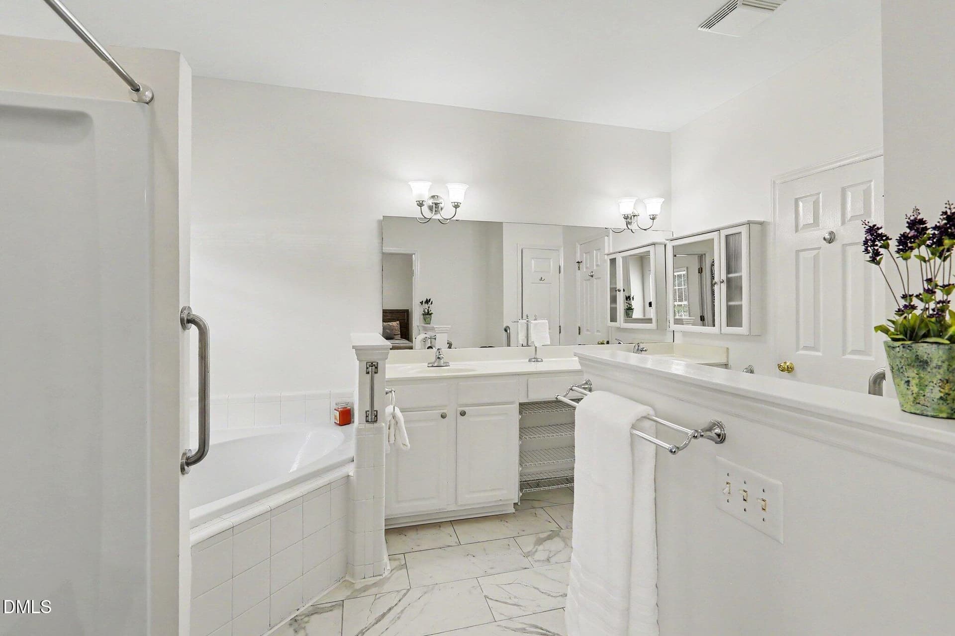 025_file_9502 - 511 Glenolden Court, Cary, NC 27513