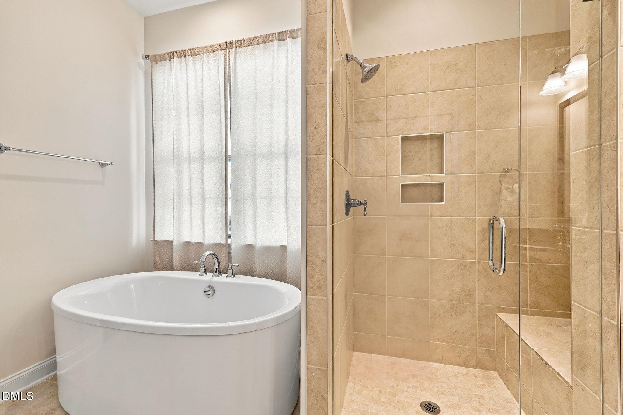 35-web-or-mls-IMG_8360_Edit - 2534 Cedar Hedge Court, Apex, NC 27523