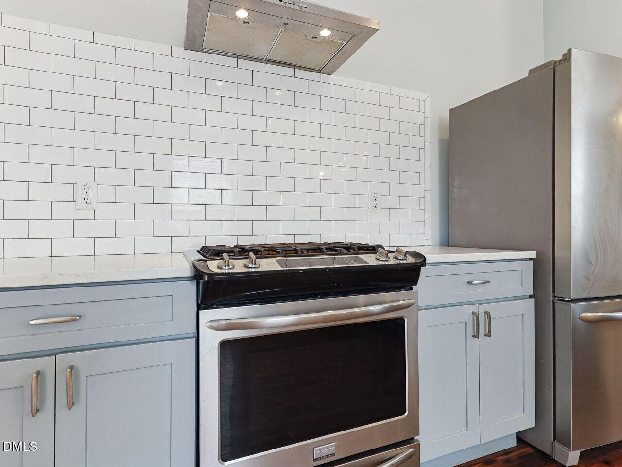 012-1280x960-gas-stove - 1208 Taylor Street, Durham, NC 27701