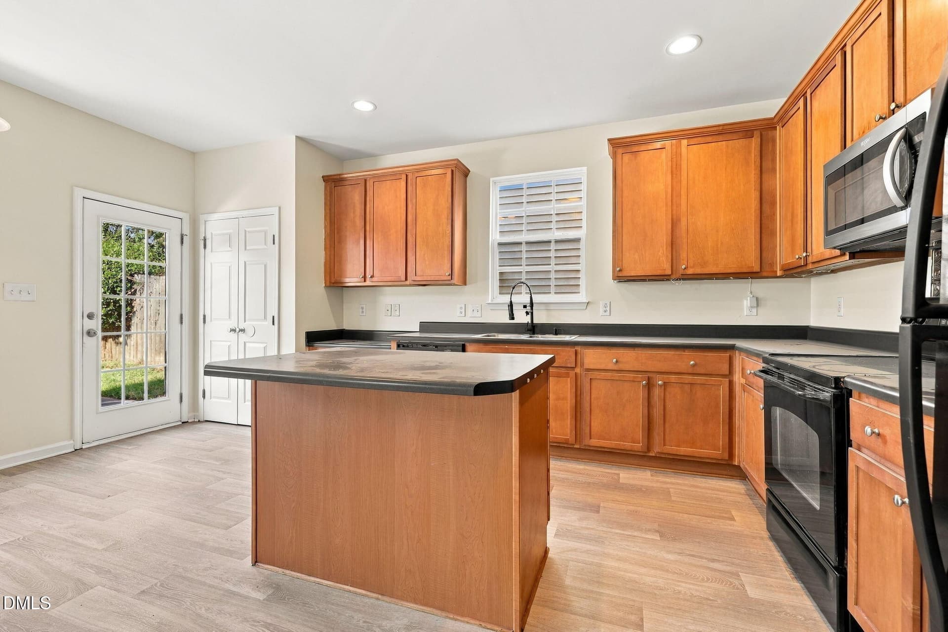 20-web-or-mls-IMG_8503_Edit - 132 Jasper Point Drive, Holly Springs, NC 27540