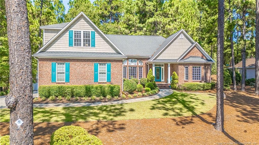Photo 2 - 725 Lake Forest Drive E, Pinehurst, NC 28374