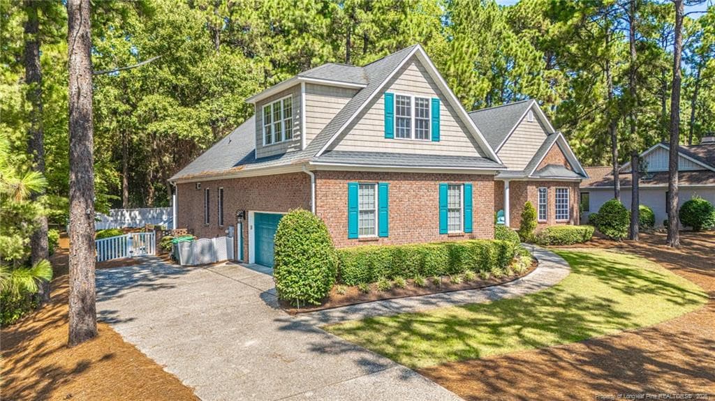 Photo 3 - 725 Lake Forest Drive E, Pinehurst, NC 28374