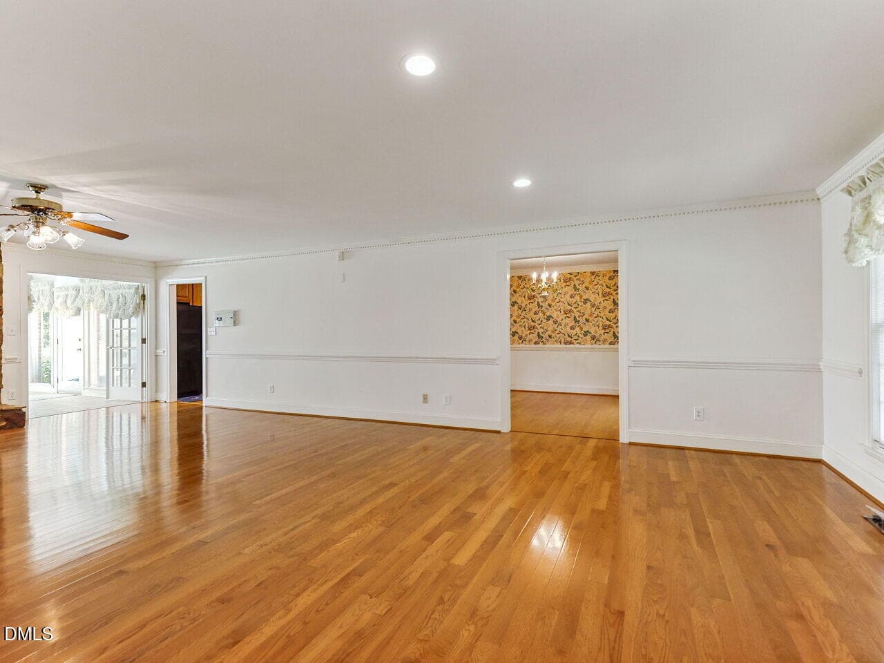 004-1280x960-open-living - 1607 Cash Road, Creedmoor, NC 27522