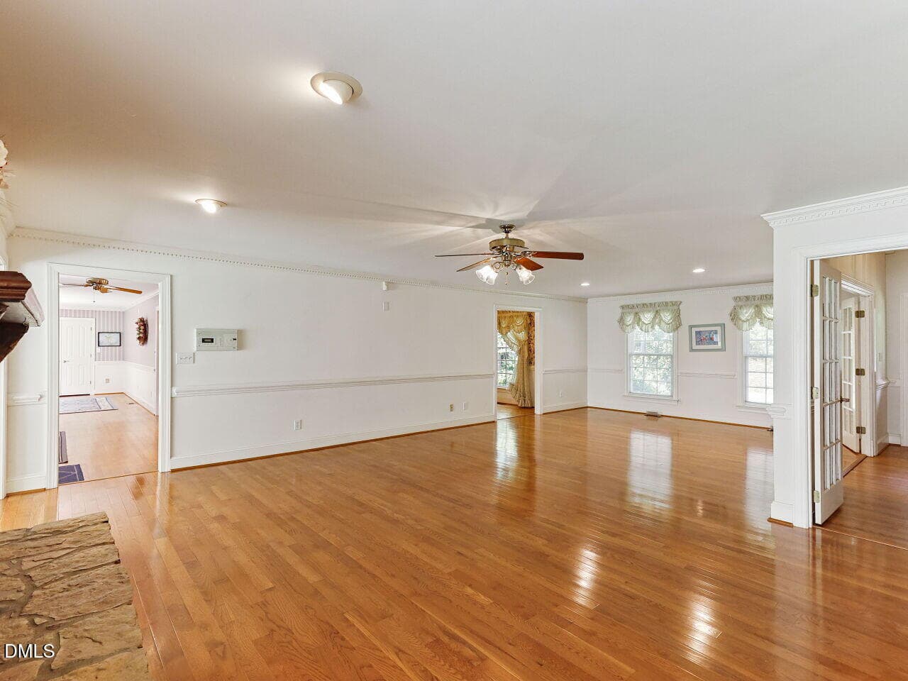 017-1280x960-open-living - 1607 Cash Road, Creedmoor, NC 27522