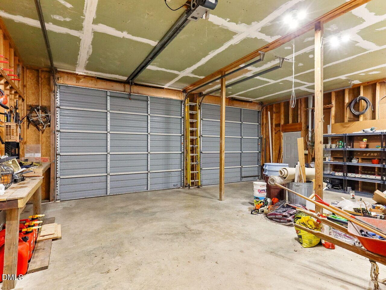 050-1280x960-garage - 1607 Cash Road, Creedmoor, NC 27522