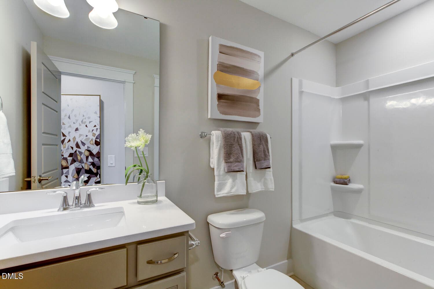 Upstairs guest bath - 50 Ivy Ridge Way, Youngsville, NC 27596