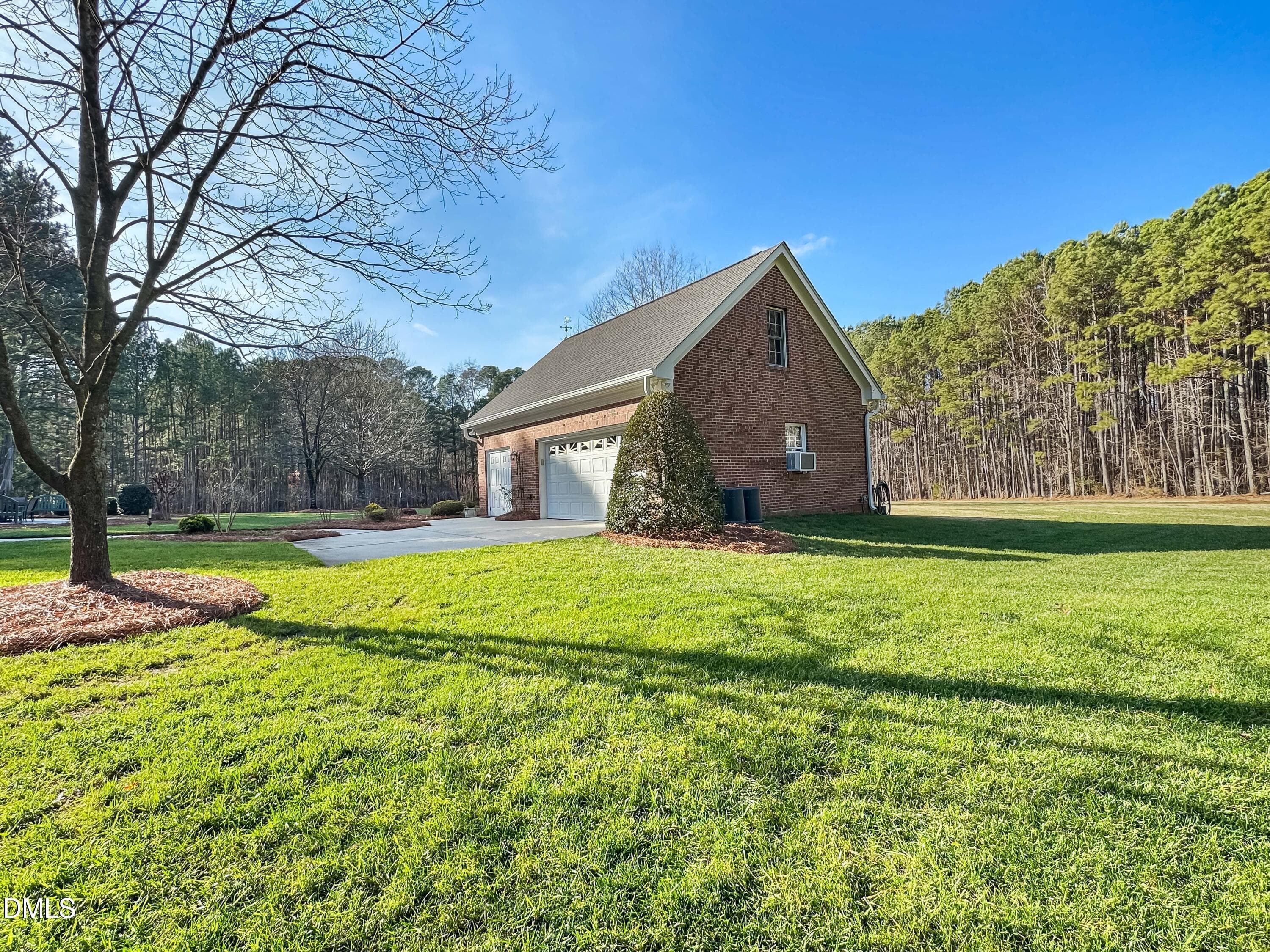 additiona 2 car garage - 2769 Weaver Hill Drive, Apex, NC 27502, Apex