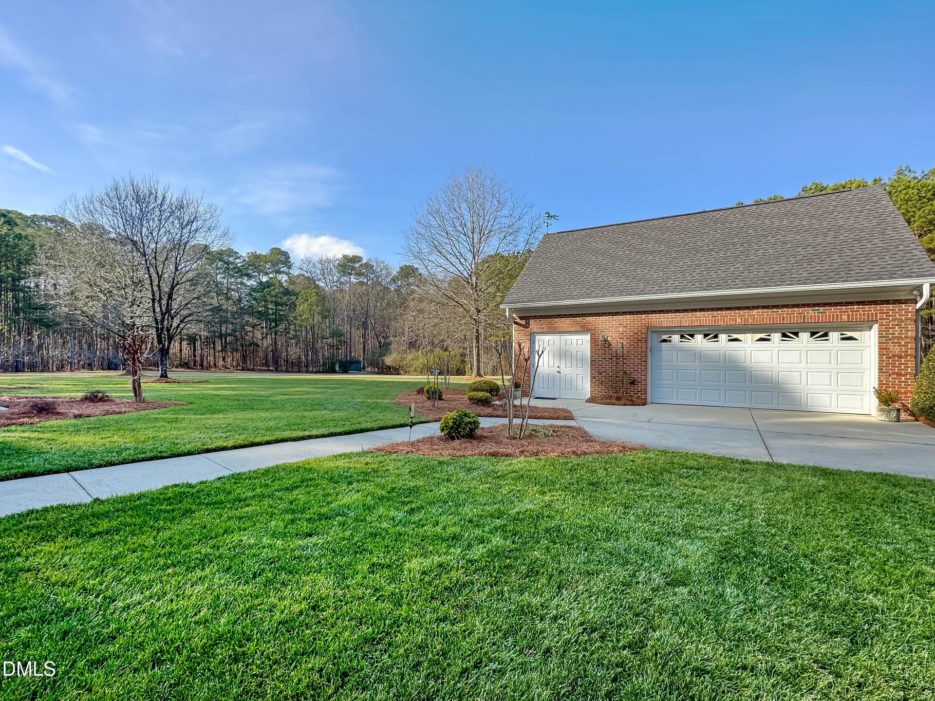 20260108194610809973000000-o - 2769 Weaver Hill Drive, Apex, NC 27502