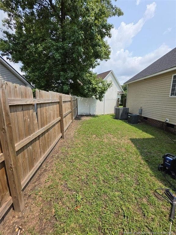 Photo 15 - 4242 Pete Warner Court, Hope Mills, NC 28348