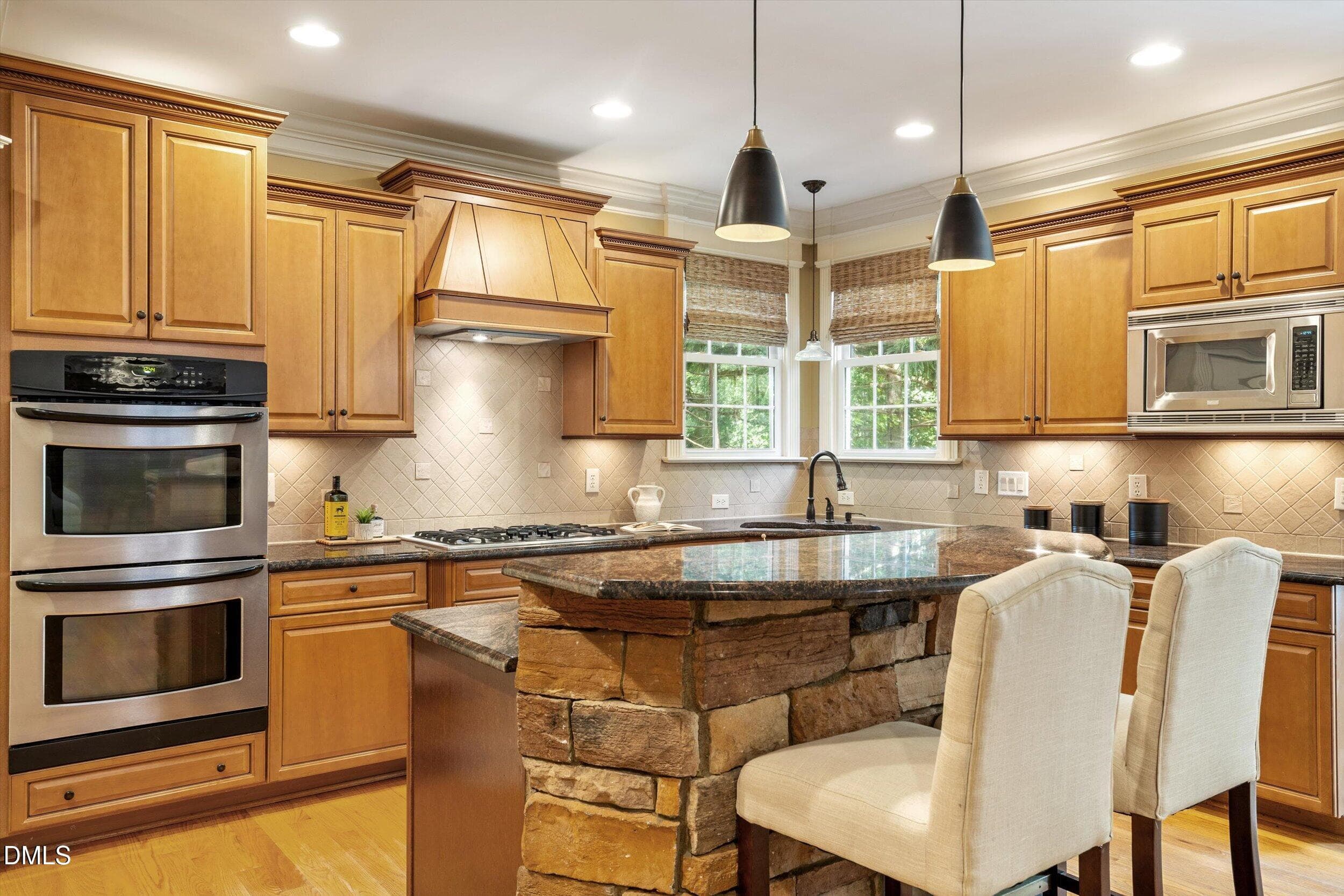 35-8107 Henderson Rd [3371382]_09162026_ - 8107 Henderson Road, Apex, NC 27539