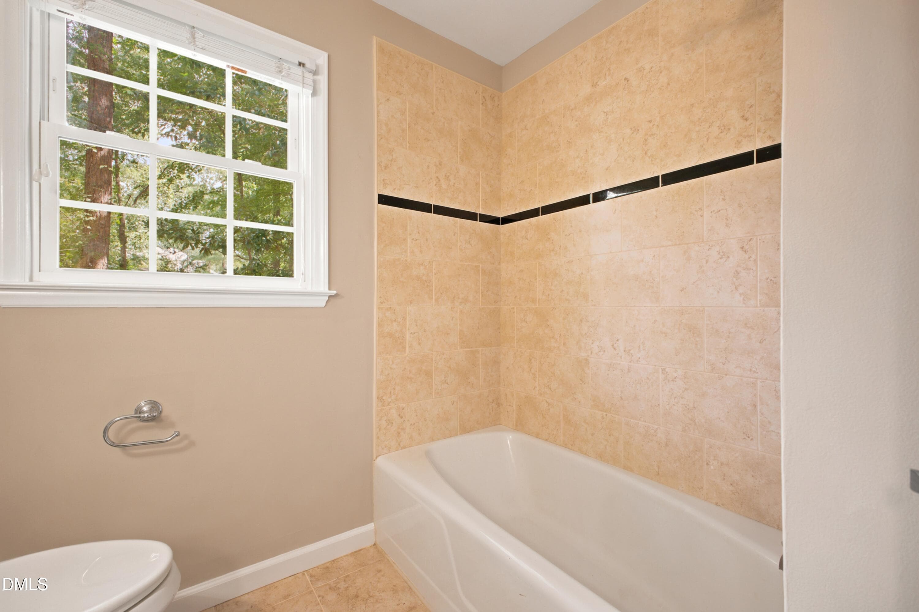 CY1A1385 - 5008 N Glen Drive, Raleigh, NC 27609